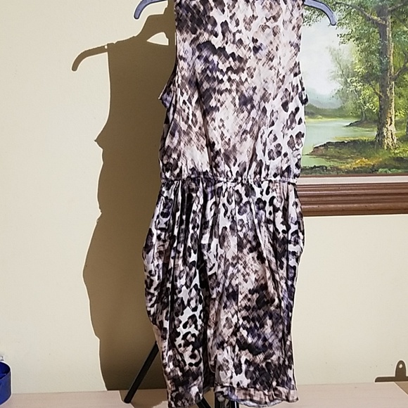 H&M dress ruffled v-neck C13 - Picture 5 of 5